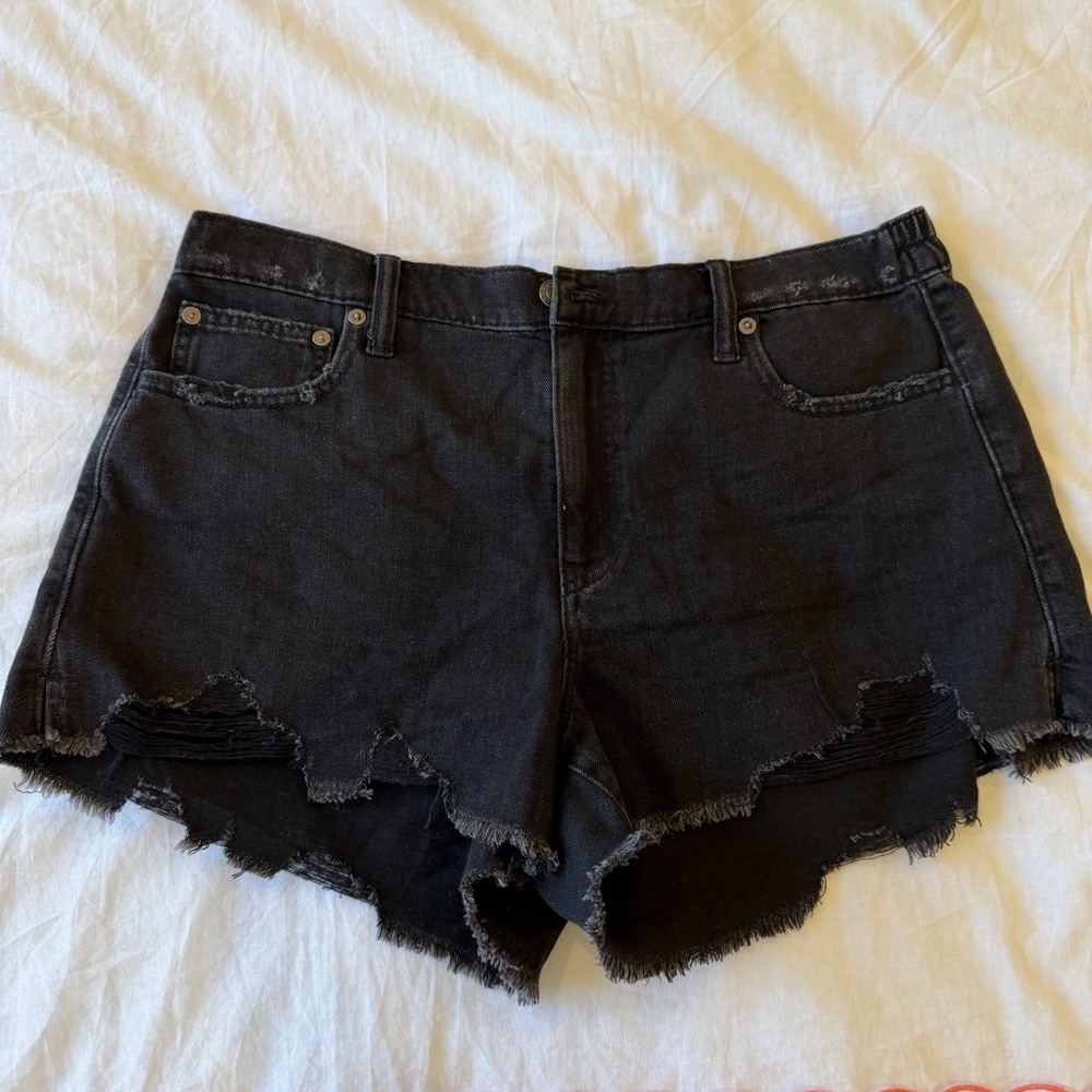 Aerie Distressed Frayed Hem Denim Shorts Black Size L